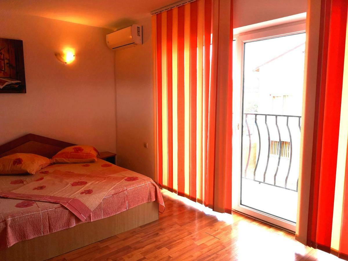 Hotel Vila Lucy Costinesti Zewnętrze zdjęcie